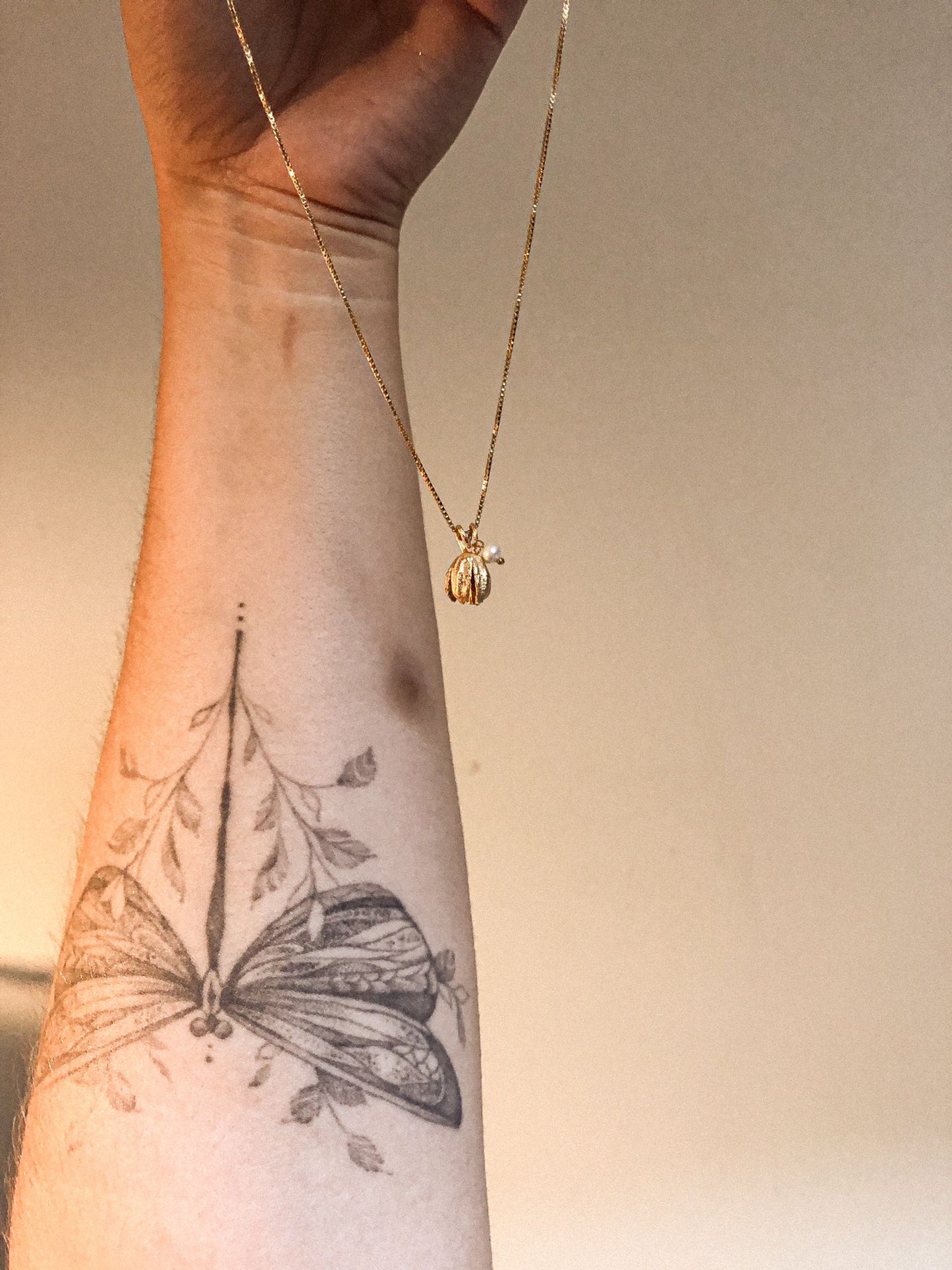 Seed pod necklace